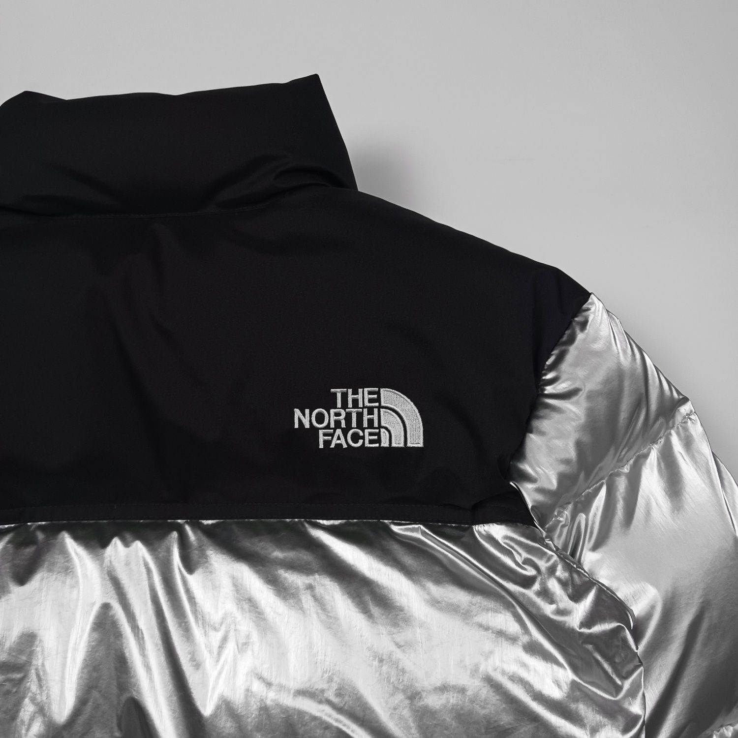 THE NORTH FACE ノースフェイス ダウンジャケット ブラック シルバー 