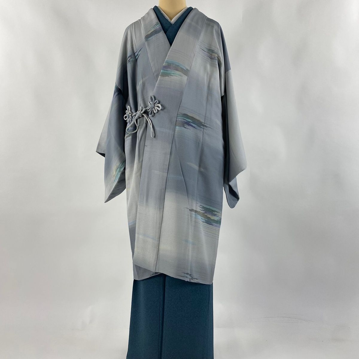 道中着 身丈101cm 裄丈67.5cm L 和装コート 落款 霞 ぼかし 青灰色 正絹