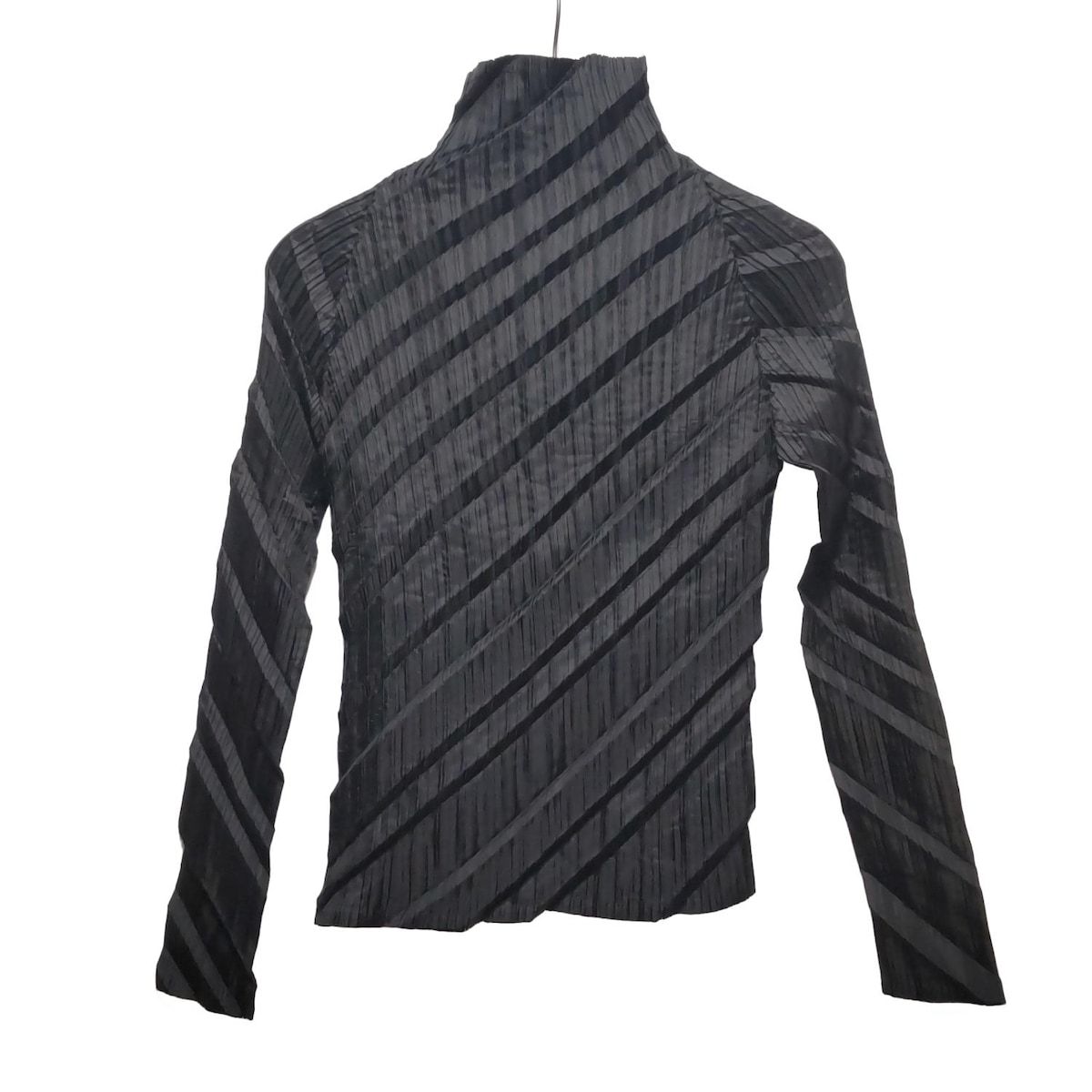 ISSEY MIYAKE FETE イッセイミヤケフェット 長袖カットソー サイズ2 M レディース - 黒 タートルネック|プリーツ
