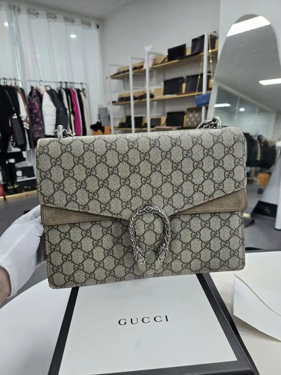 A級コンディション グッチディオニソス ラージ チェーンバッグ