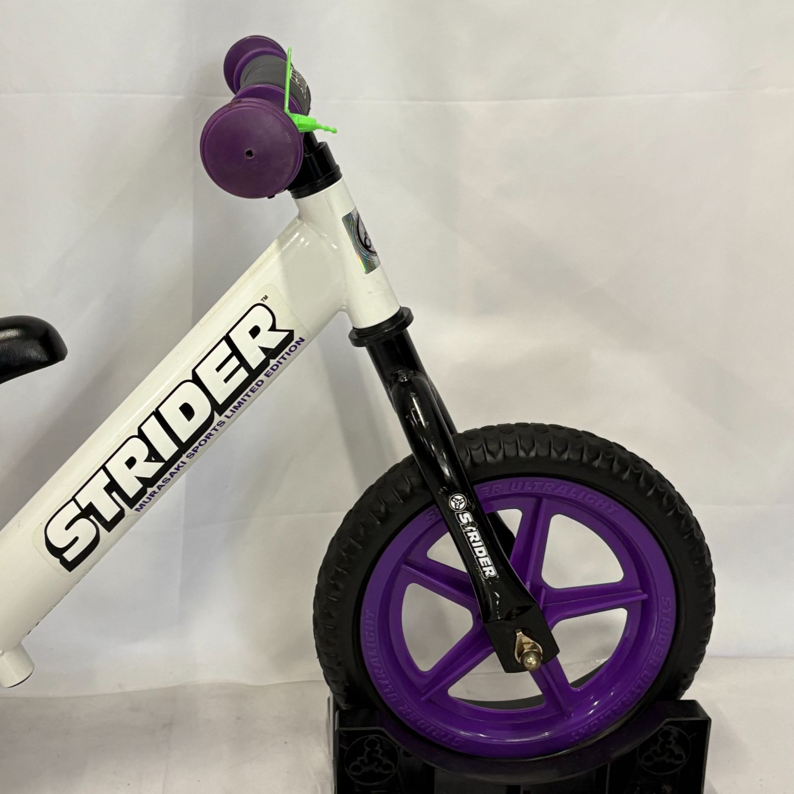 STRIDER ST-4 LAUNCHPAD FOOTREST バランスバイク 限定色 紫 白