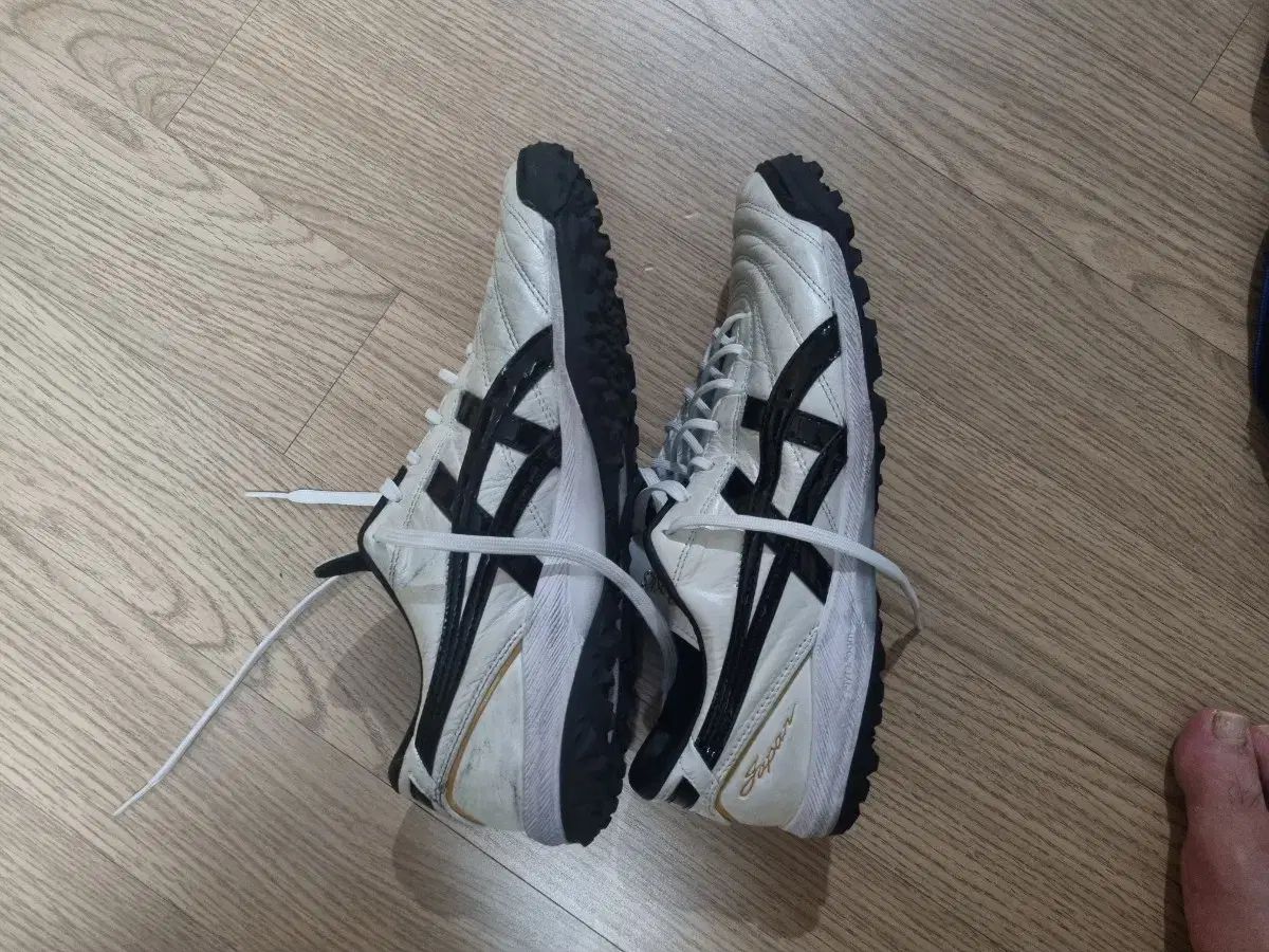 【雷市場（ポンジャン）商品韓国直送】Asics(アシックス) c3 サッカーシューズ 265 出品