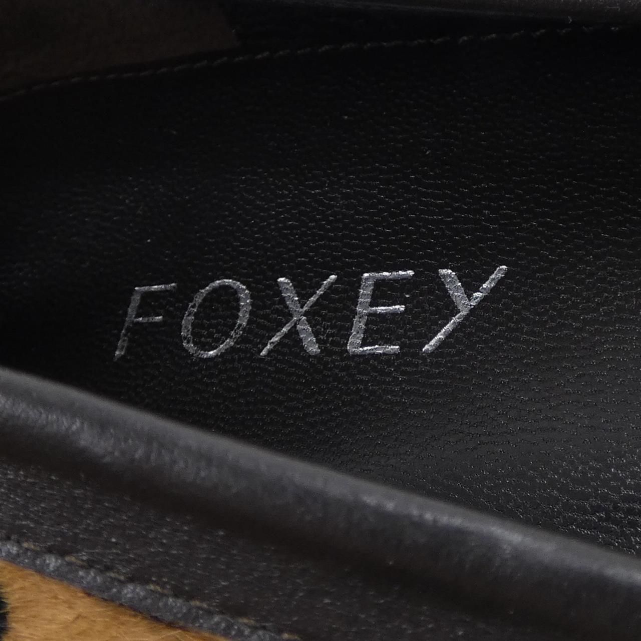 FOXEY