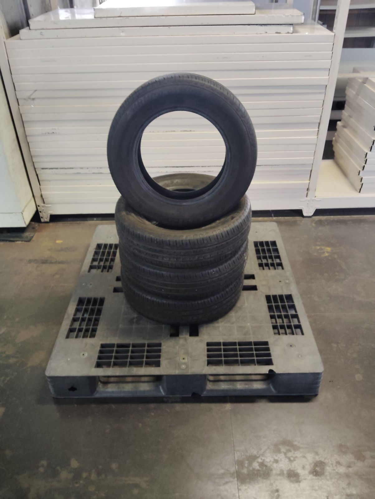 ブリヂストン エコピア EP150 175/70R14 6分溝4本セット 中古品 ブリヂストン エコピア EP150 175/70R14 6分溝4本セット 中古品