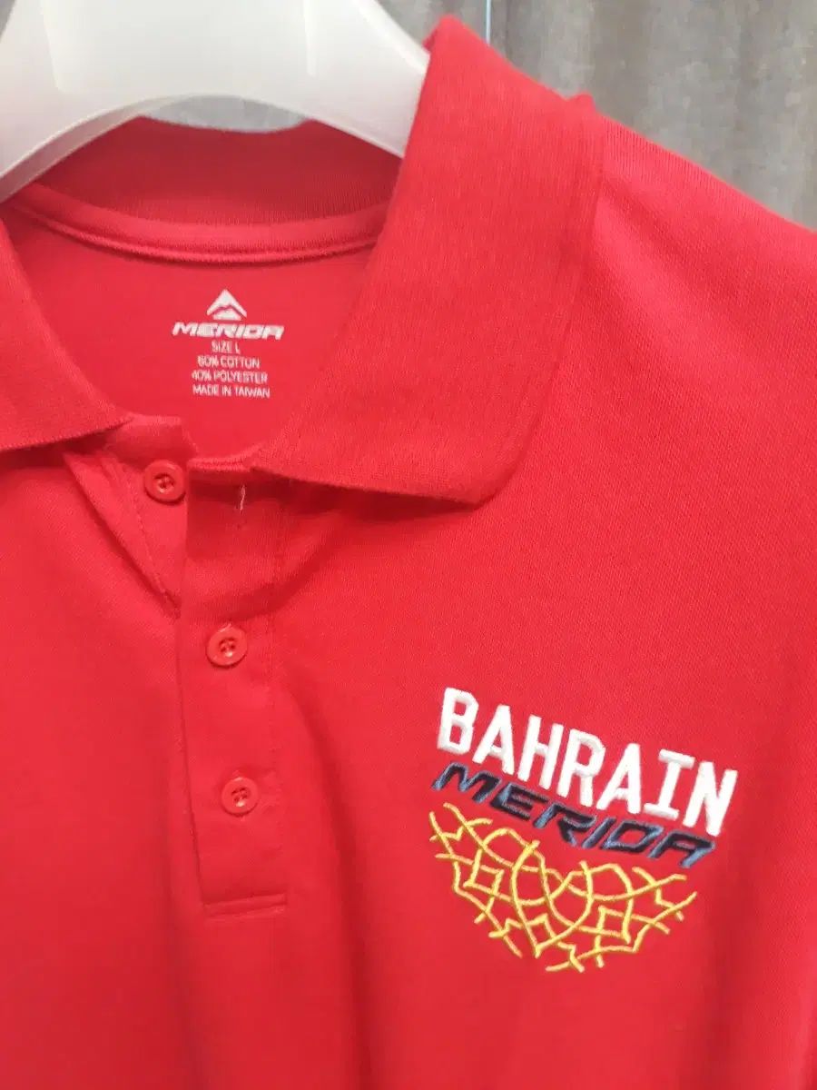 メリダ バーレーンチーム Tシャツ メリダ 対象ロードバイク購入で