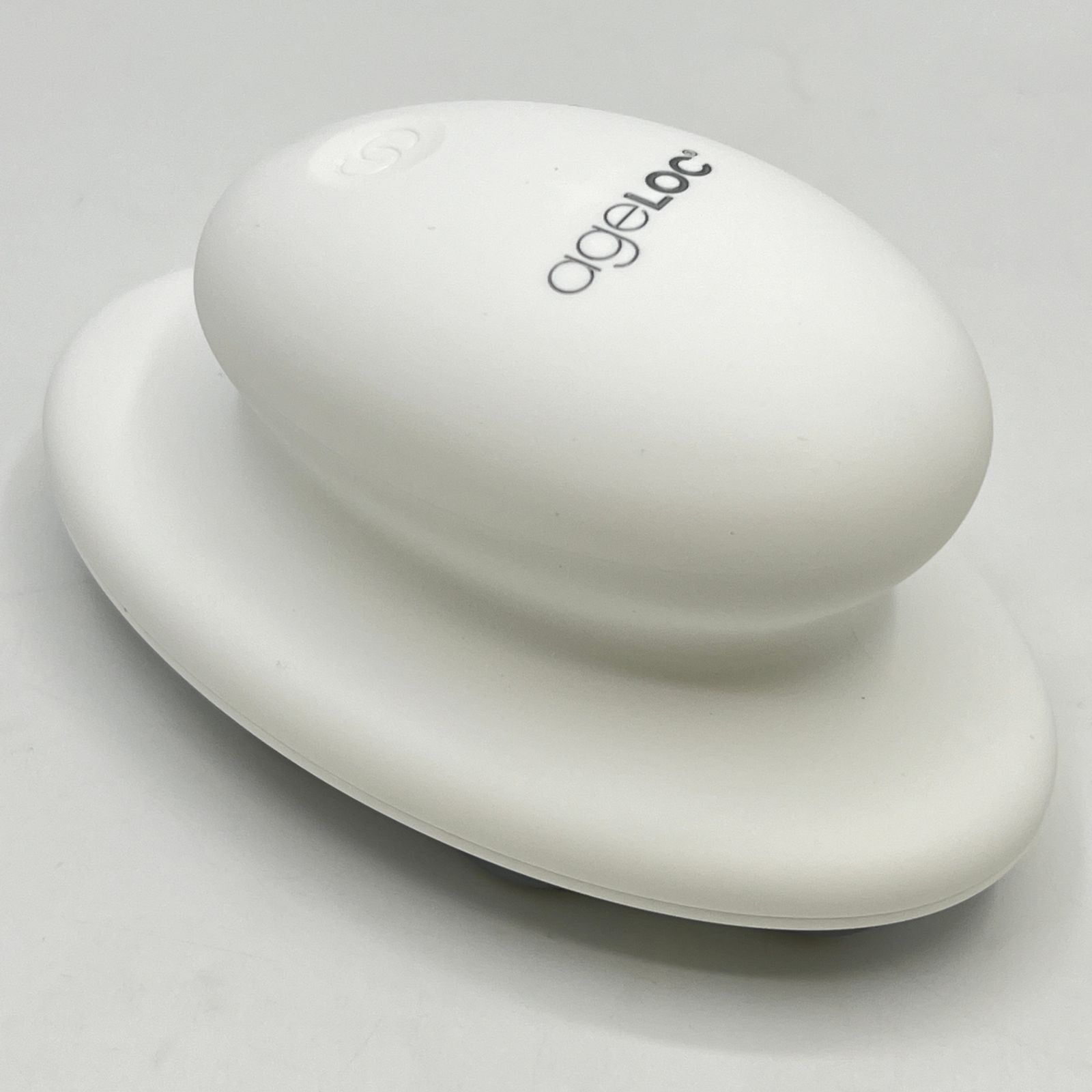美品】ニュースキン ageLOC ウェルスパ iO 美容機器 IoT対応 本体 