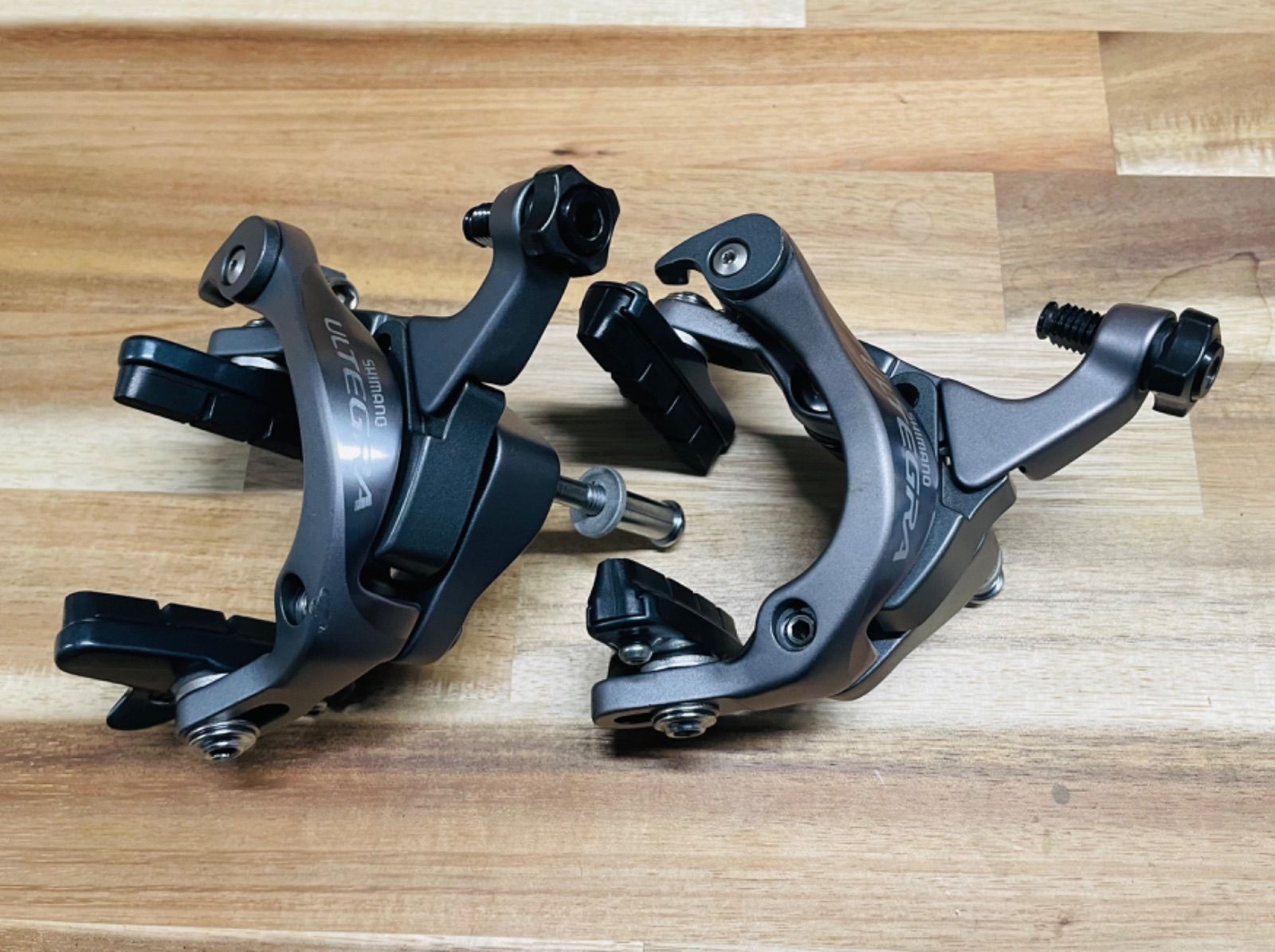 アルテグラ ULTEGRA BR-6800 キャリパーブレーキ　前後 美品 シマノ SHIMANO アルテグラ ULTEGRA BR-6800 ブレーキ