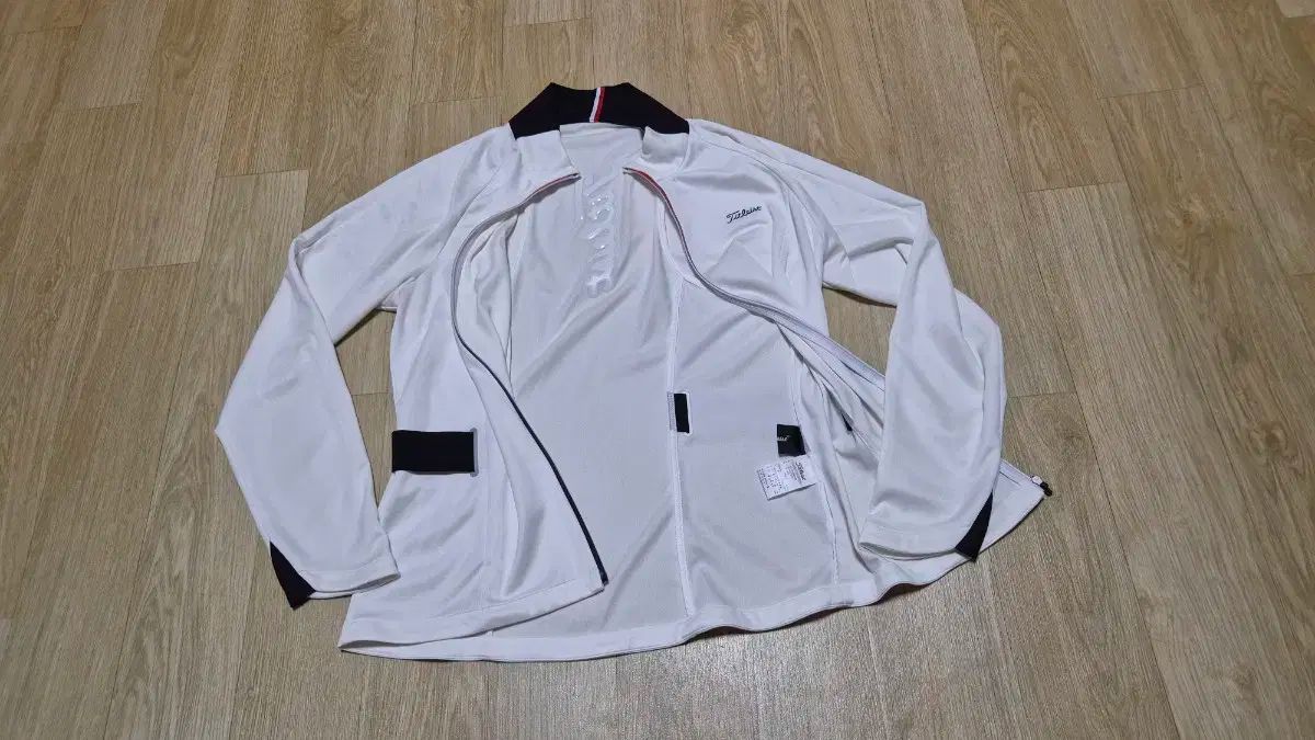 タイトルリスト女性 レディースゴルフウェア Titleist タイトリスト ジップアップジャケット WHITEMONARCHHOTEL_COM