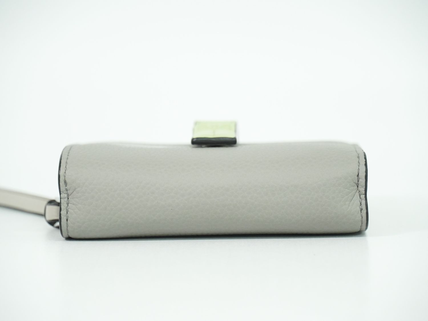 本物 ロエベ LOEWE レザー 二つ折り 折財布 コンパクトウォレット  