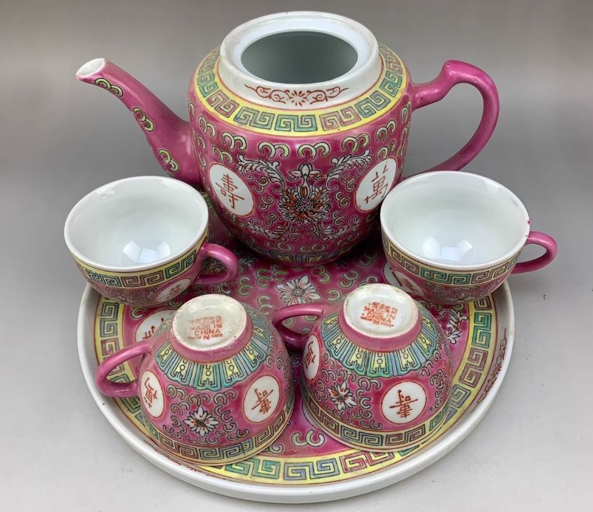 中国 景徳鎮 茶器セット紅彩万寿無疆紋の急須カバーです 新品未使用