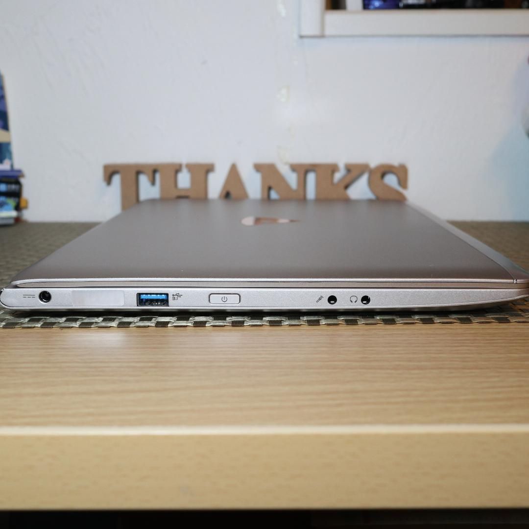 Win11公式対応8世代Corei7|メ16|SSD HDD|無線|カメラ