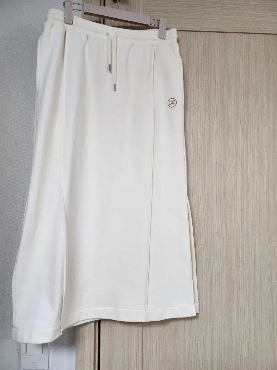 【挑戦中】 ジーカット スウェット スカートセット 自然体な