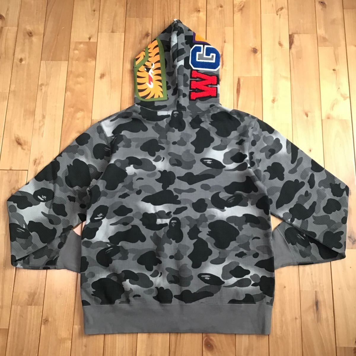 ★蓄光★ Grid Camo SHARK FULL ZIP HOODIE Lサイズ a bathing ape BAPE シャーク パーカー エイプ  ベイプ アベイシングエイプ 迷彩