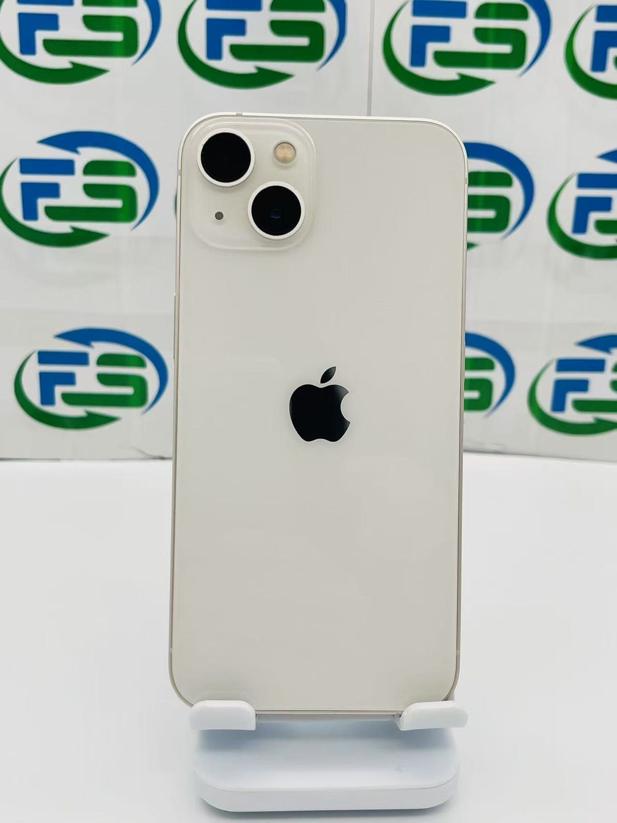 Apple iPhone 13 128GB スターライト MLND3J/A A2631 SIMフリー