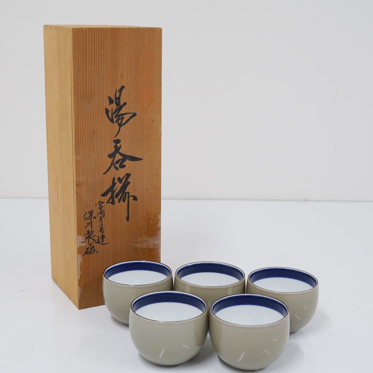 ねこちゃん レジンパーツ ふわふわブラックハート×ドット レジンモールド箱