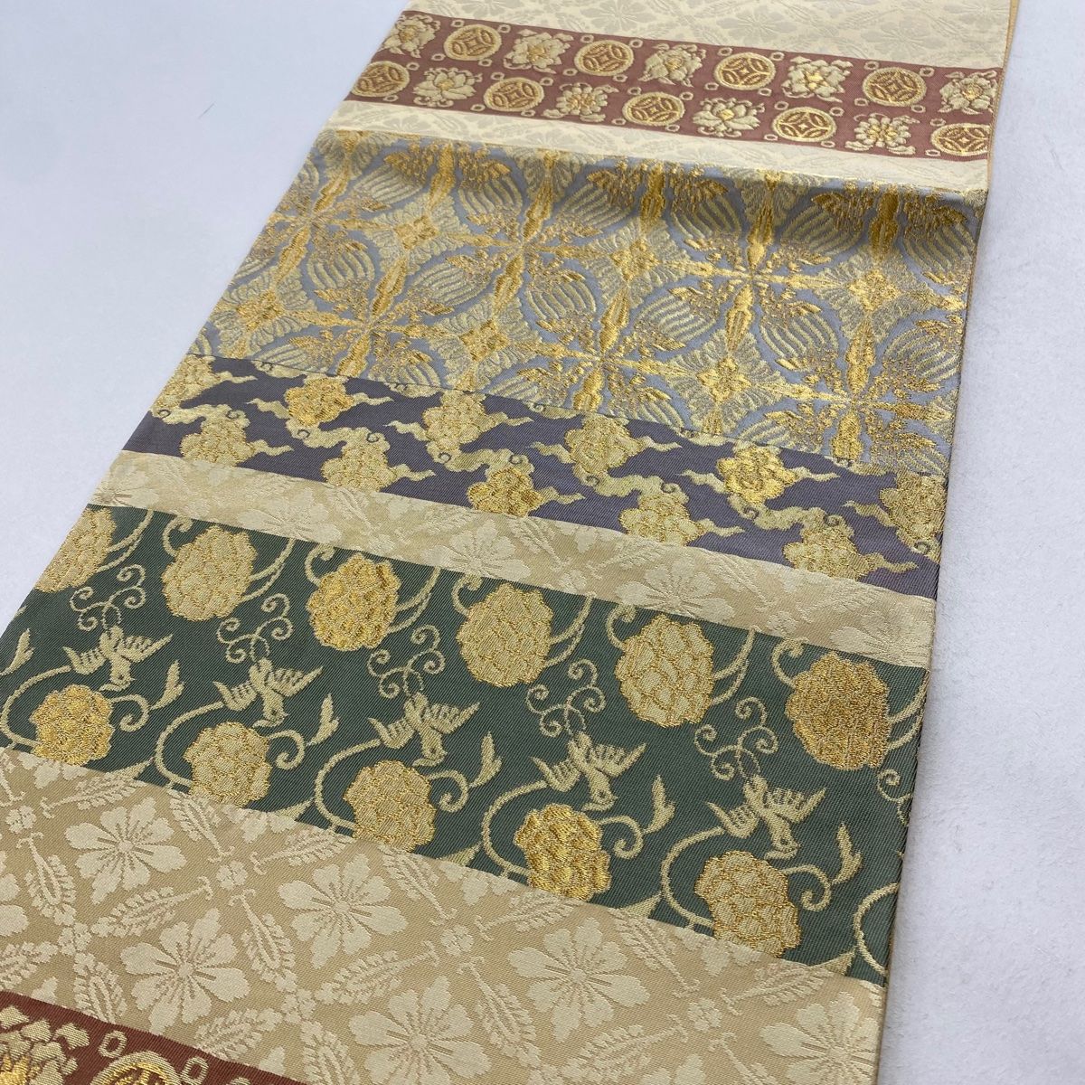 袋帯 美品 秀品 段縞 草花 金糸 ベージュ 全通 正絹 【中古