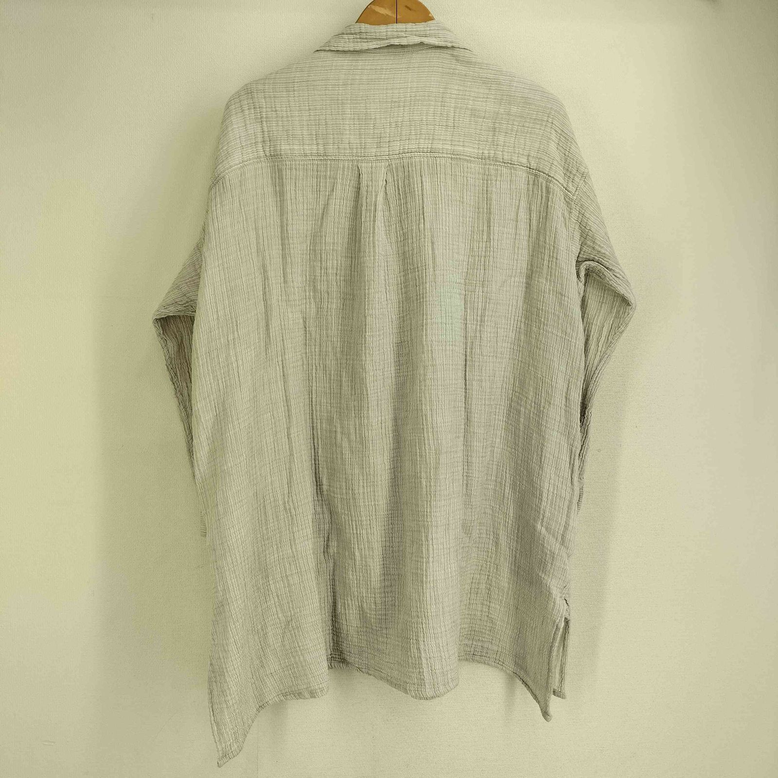 美品＊プランテーション シワ加工コットンシャツ ゆったり ベージュ系 長袖 美品＊プランテーション シワ加工コットンシャツ ゆったり