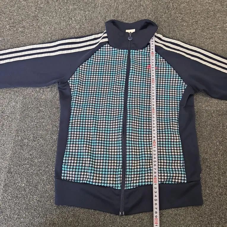 レア✴︎adidasトラックジャケットy2kフェリーグランジパンクストリート adidas トラックジャケット y2k 平成 ギャル グランジ