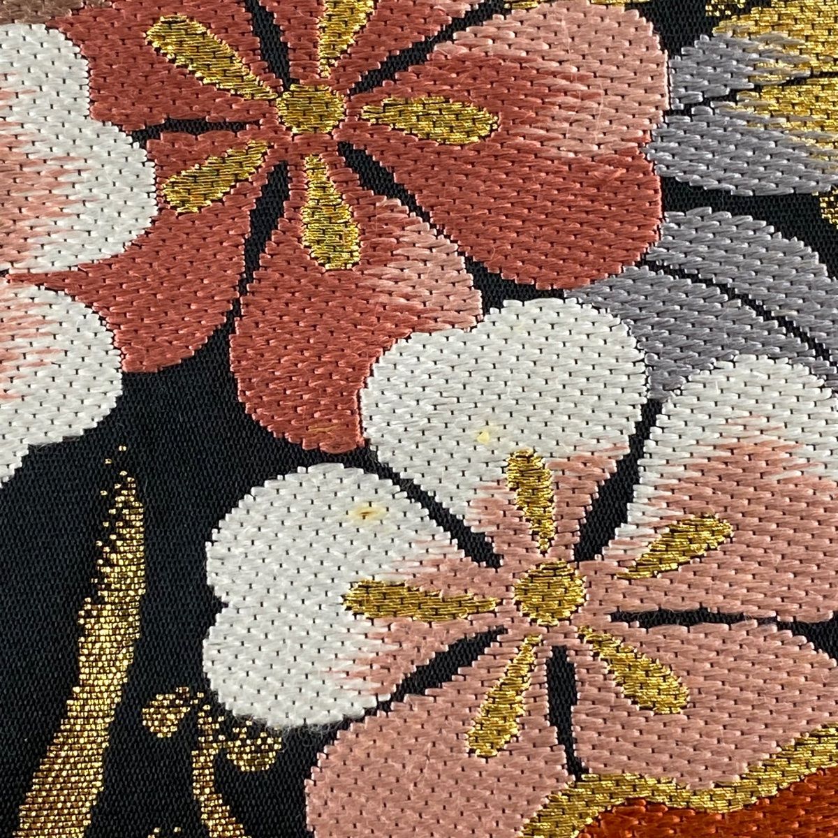 袋帯 美品 秀品 花 蝶 金糸 箔 黒 六通 正絹 【中古】 - メルカリ