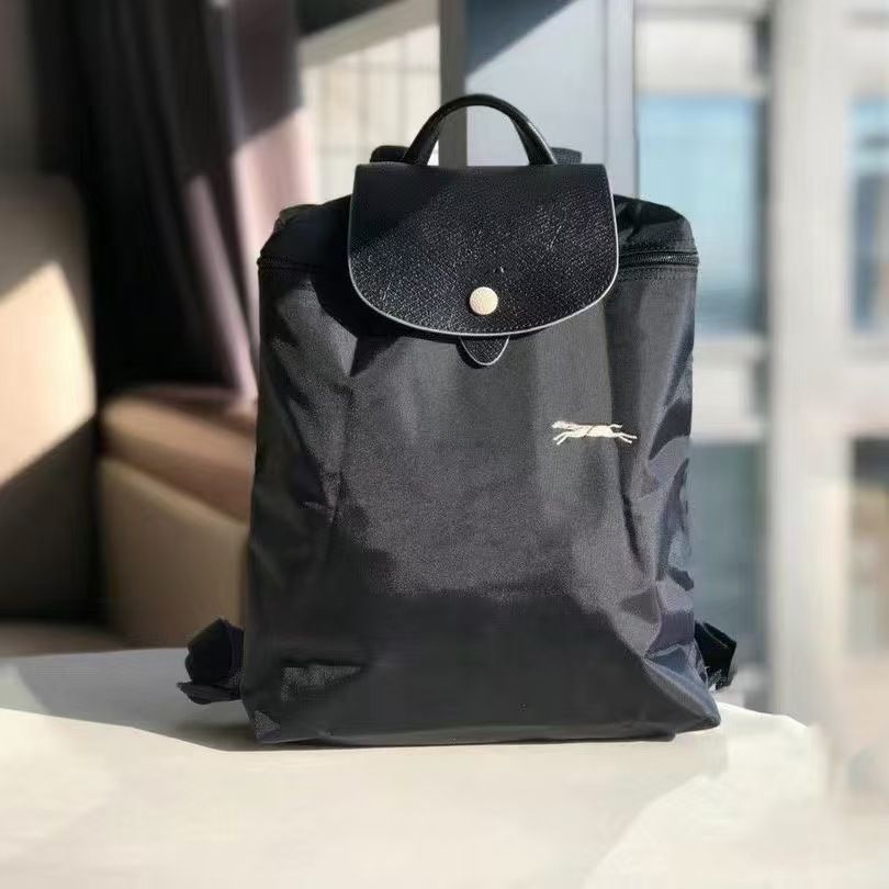 新品 LONGCHAMP ロンシャン ル プリアージュ リュック