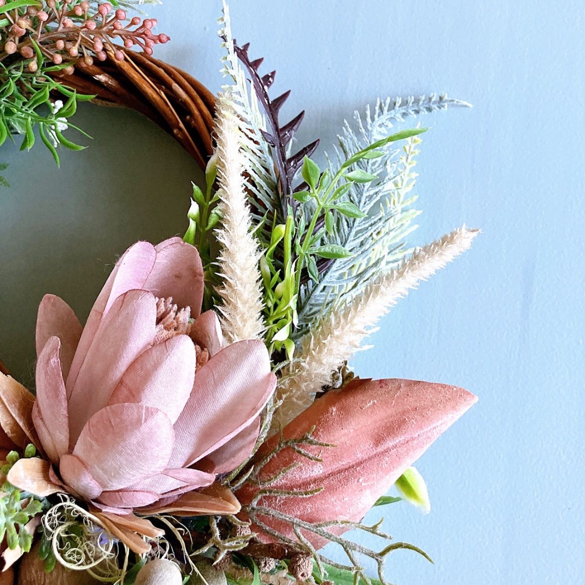 アーティチョークと木の実のリース 30cm