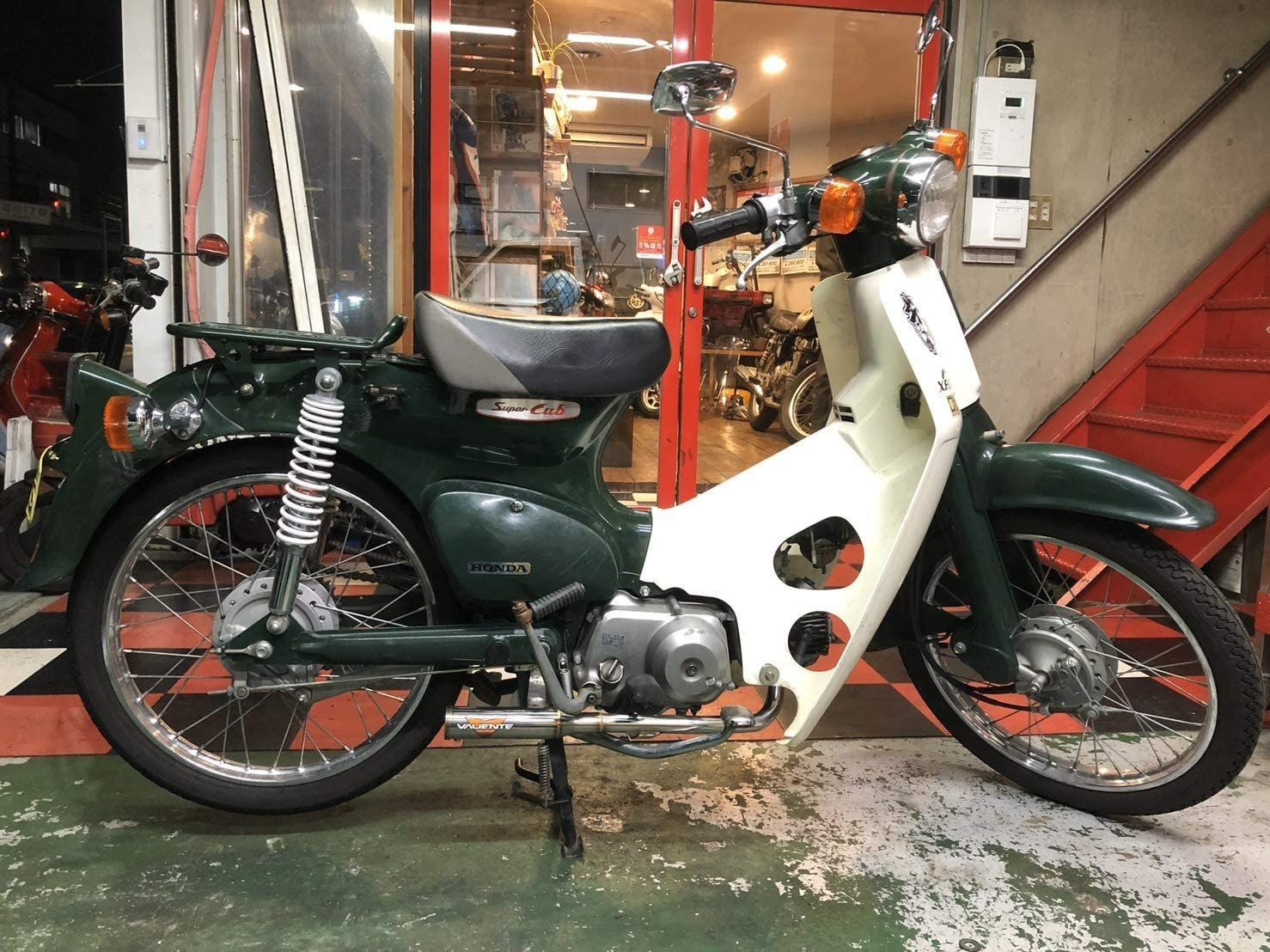 スーパーカブ50 バイクマフラー Bumpshot バンプショット SUS ステンレス ナッティーワークス マフラー カスタム パーツ ドレスアップ ホンダ Valiente バリエンテ