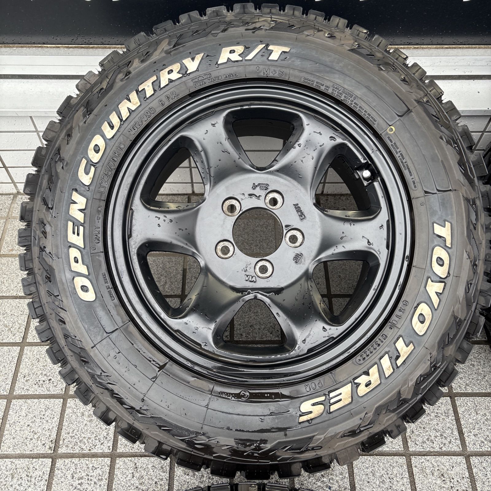 BRUT(ブルート)16インチ、A/T タイヤセット BRUT(ブルート) BR-66 ミリタリーブラック 16インチ 【厳選輸入