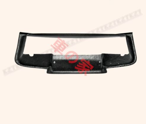 カーボンファイバー製