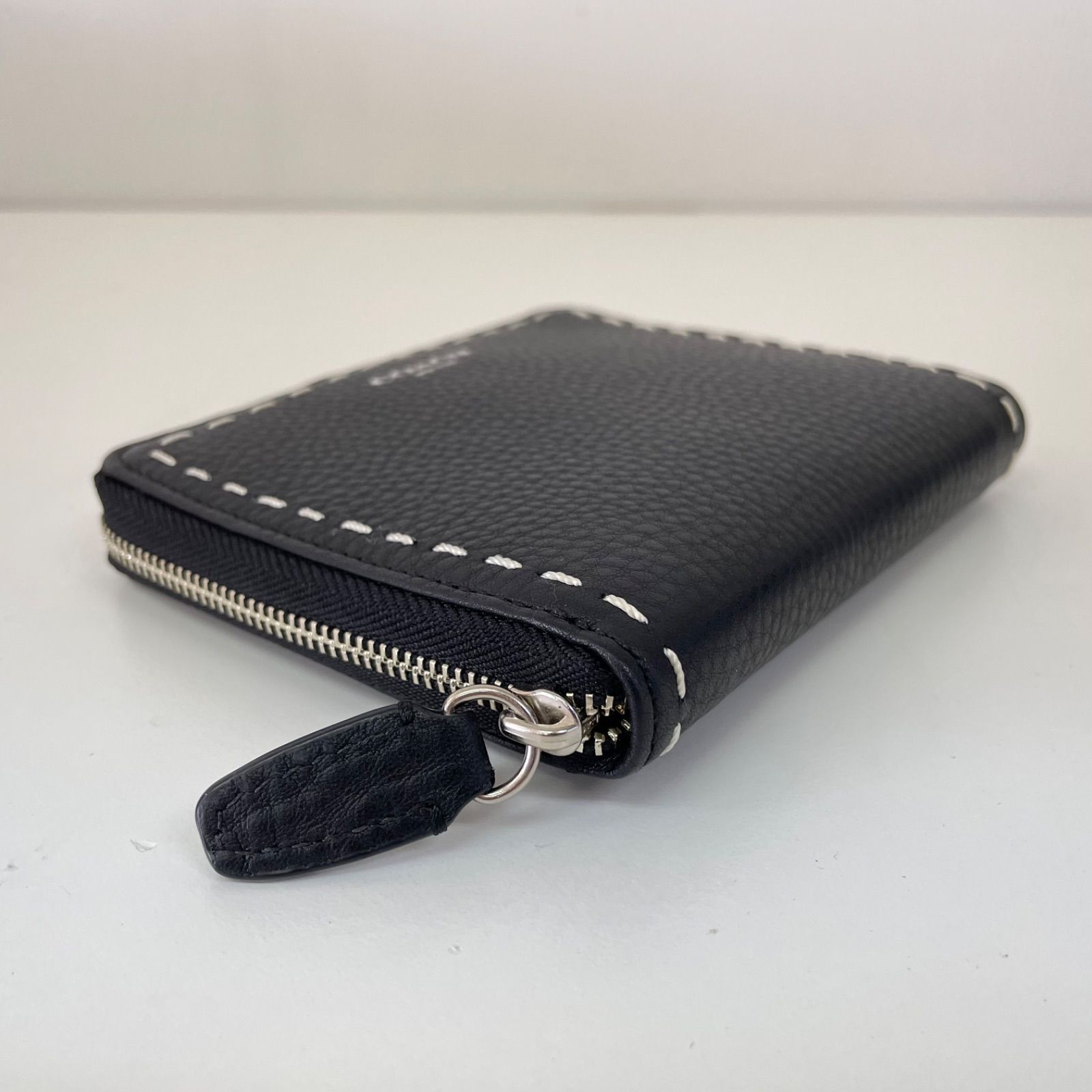 ほぼ未使用 極美品 COACH コーチ ラウンドファスナー レザー 