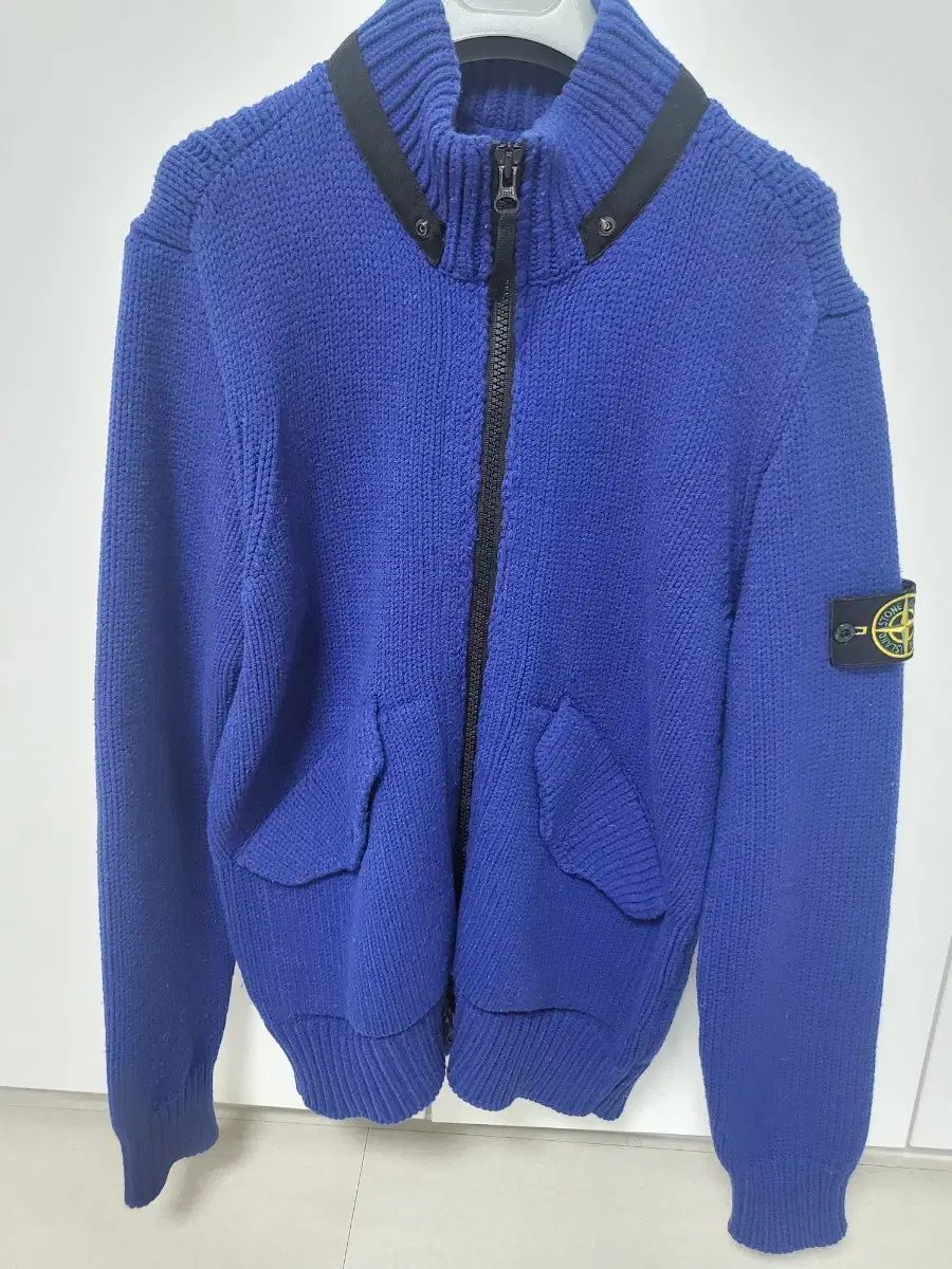 STONE ISLAND ドライバーズ ジップアップニット ネイビー Lサイズ