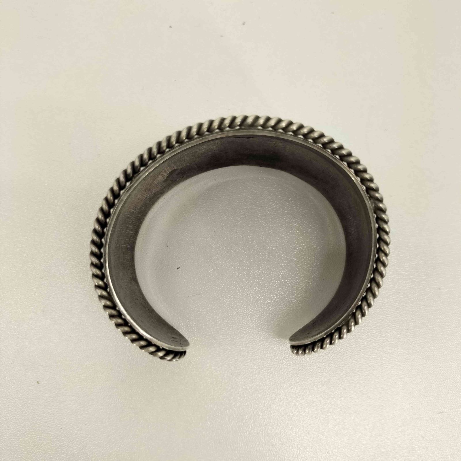 【soierie 】twstバングル Twist bangle | Soierie Online Store