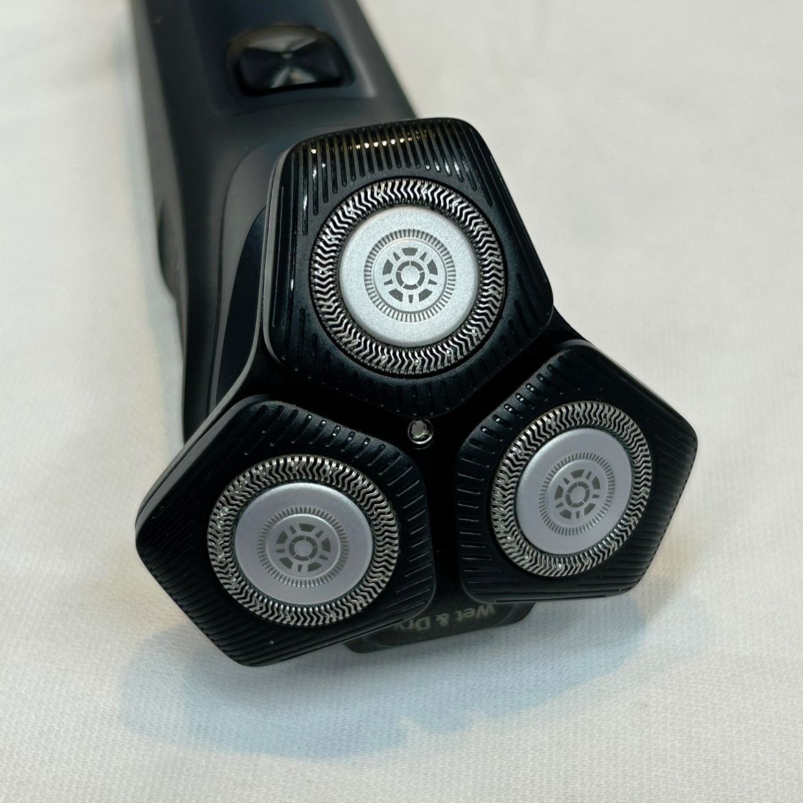 【新品未開封】フィリップス S5588/30電気シェーバー 5000シリーズ フィリップス シェーバーシリーズ 5000 ウェット＆ドライ電動