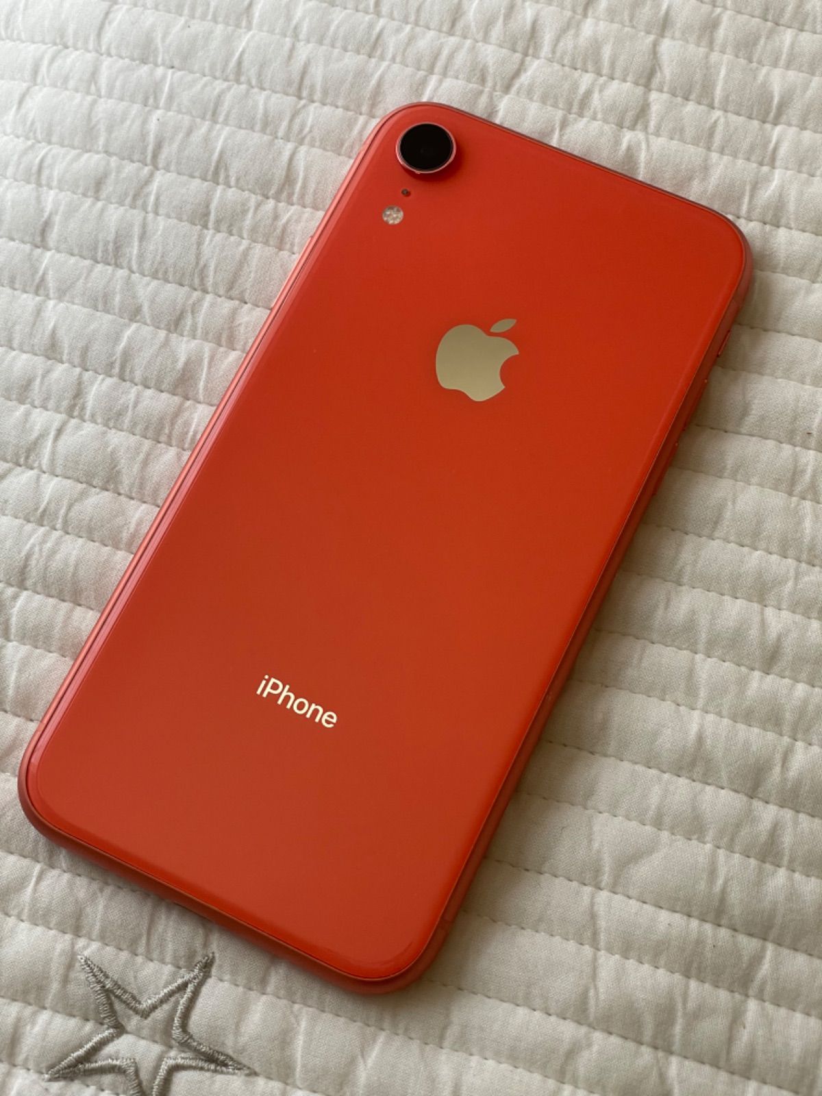 iPhone XR 256 GB SIMフリー - anniebabyshop - メルカリ