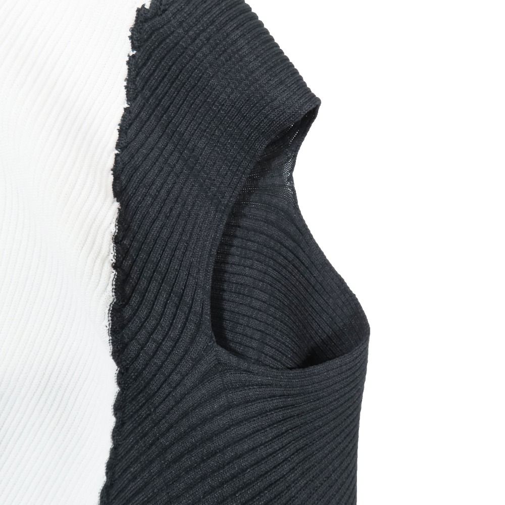 良品 24ss ISSEY MIYAKE イッセイミヤケ AERATE TOP 変形カットソー プリーツ加工 ノースリーブ IM41KN812 SIZE2 ブラック ホワイト レディース 古着 中古 USED 良品 24ss ISSEY MIYAKE イッセイミヤケ エアレート AERATE TOP 変形