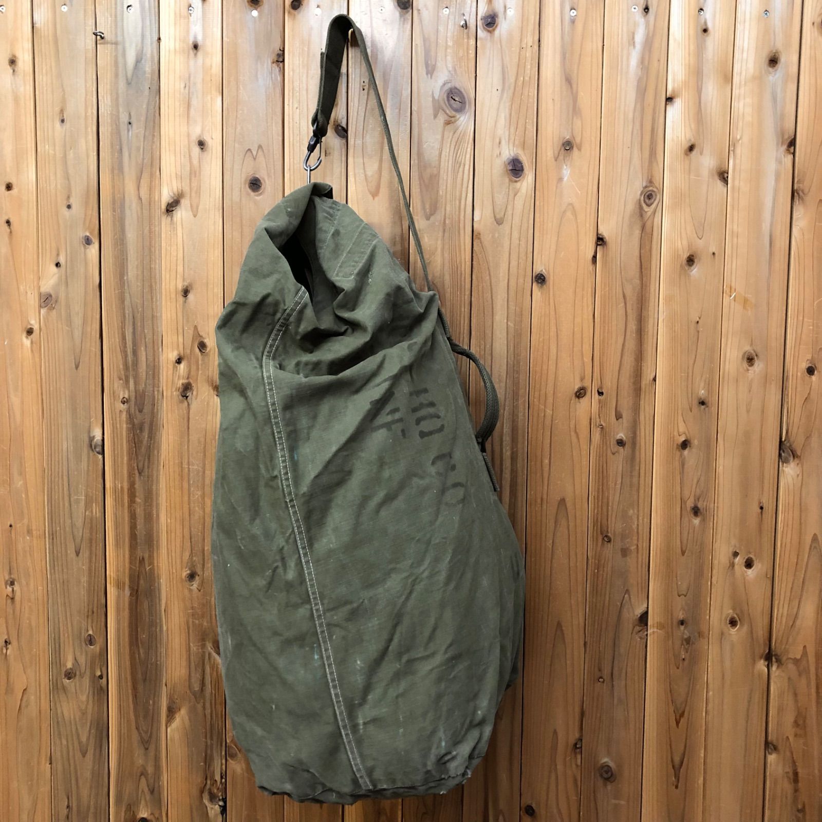 40〜60 s アメリカ軍 ダッフルバッグ 米軍実物 軍用 US.ARMY ミリタリー バッグ 鞄 大容量 ドラム キャンバス ショルダー ボストン ヴィンテージ品