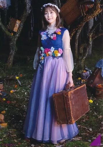 乃木坂46 生田絵梨花 最後のTight Hug 生写真 Amazon.co.jp: 乃木坂46 生田絵梨花 最後のTight Hug 生写真 3種