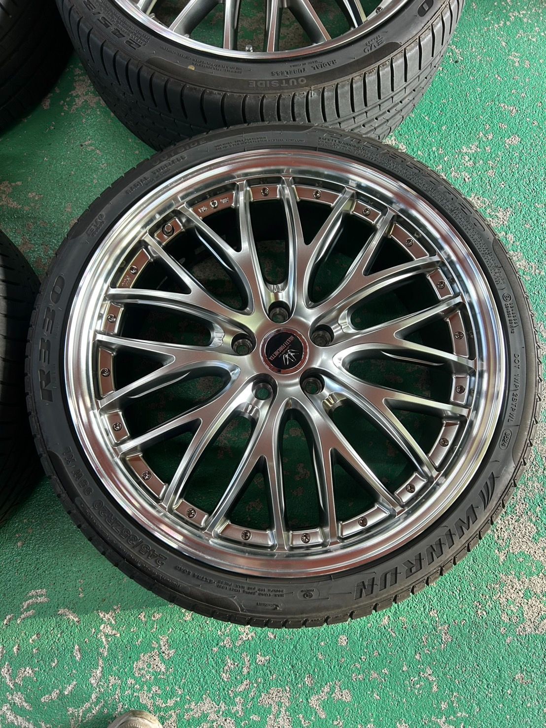 BADX ロクサーニ