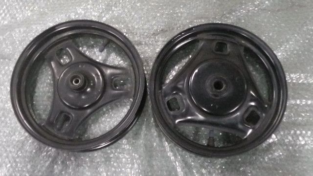 レッツ5G　CA47A-101xxx　の　ホイールセット:#1675922506