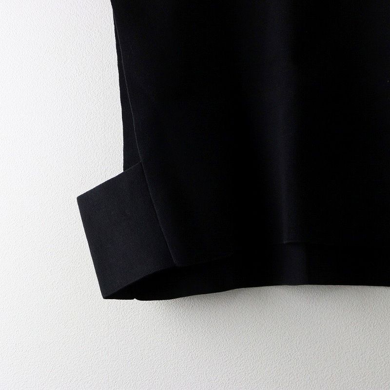 ハイク HYKE 221-11260 CREW NECK CROP TOP シルク混ニットベスト トップス ショート丈 ブラック /黒 ロゴ刺繡 重ね【2400014364248】 ハイク HYKE 221-11260 CREW NECK CROP TOP シルク混ニットベスト
