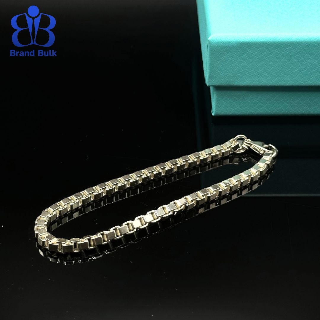 Tiffany & Co. ベネチアンブレスレットポーチ付きSV925