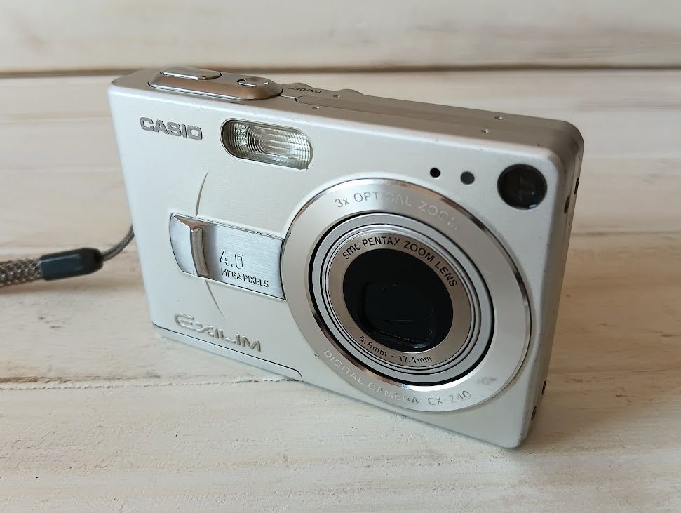 カシオ EXILIM EX-Z40 動作未確認品 - メルカリ
