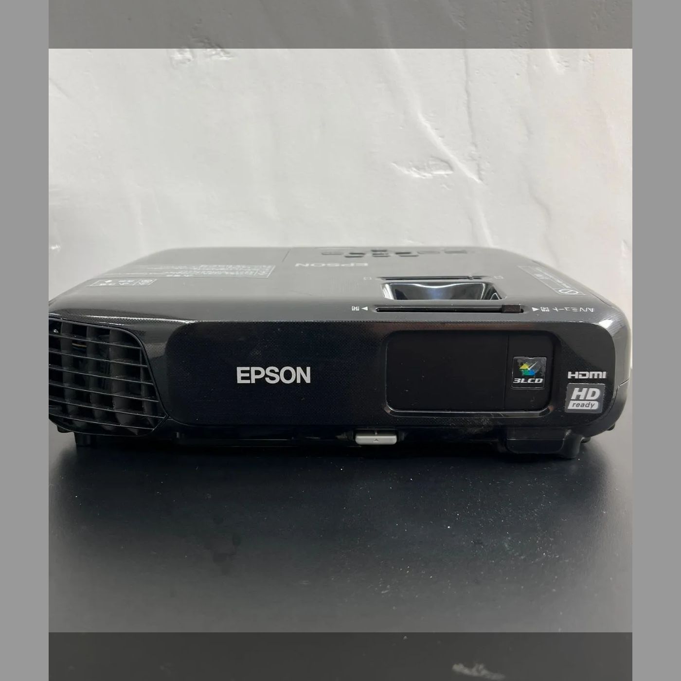 EPSON EH-TW410 プロジェクター・Apple TV第3世代、パーツ諸々 - 東京都の家電