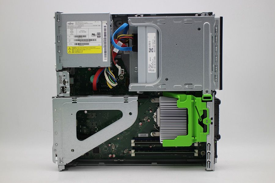 ESPRIMO D588/CXI3-9100 爆速!!! ESPRIMO D588/CXI3-9100 爆速!!! ESPRIMO D588/CXI3-9100 爆速!!!