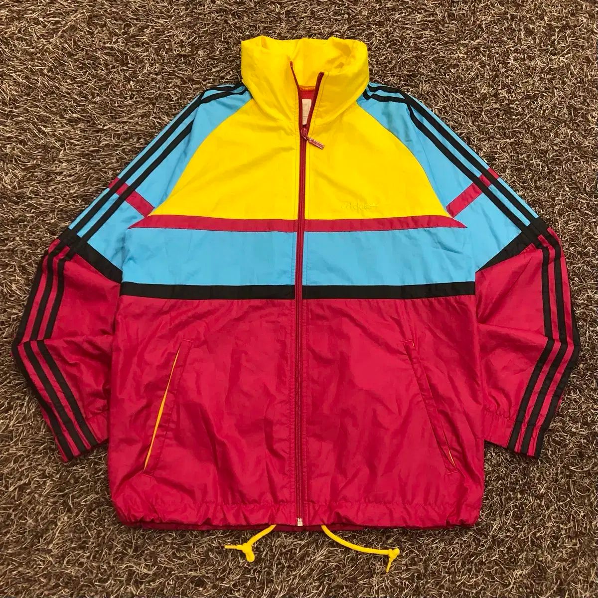 100 adidas(アディダス) カラー ブロック ウインドブレーカー