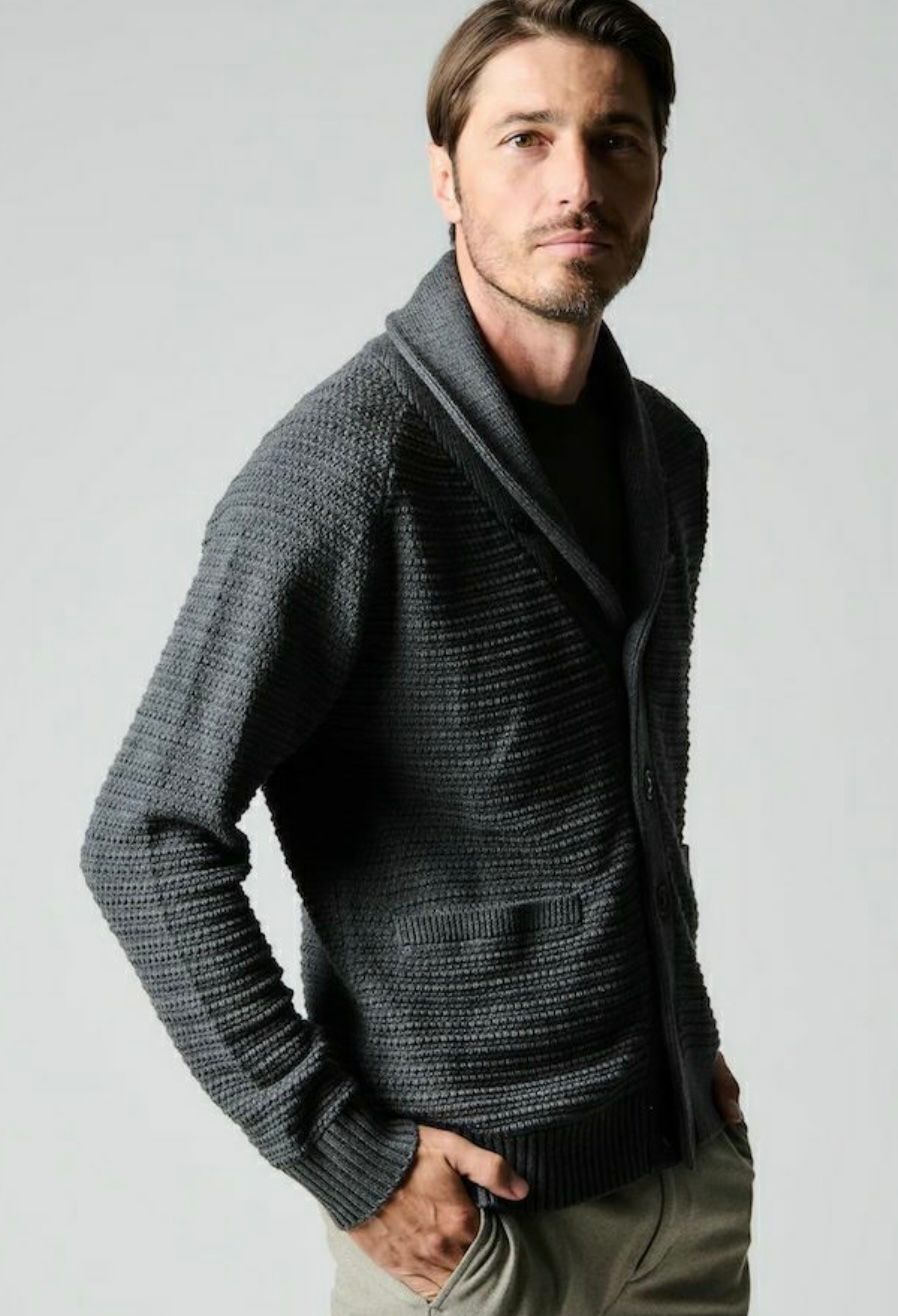 未使用】1piu1uguale3 メリノウール カーディガン サイズ3