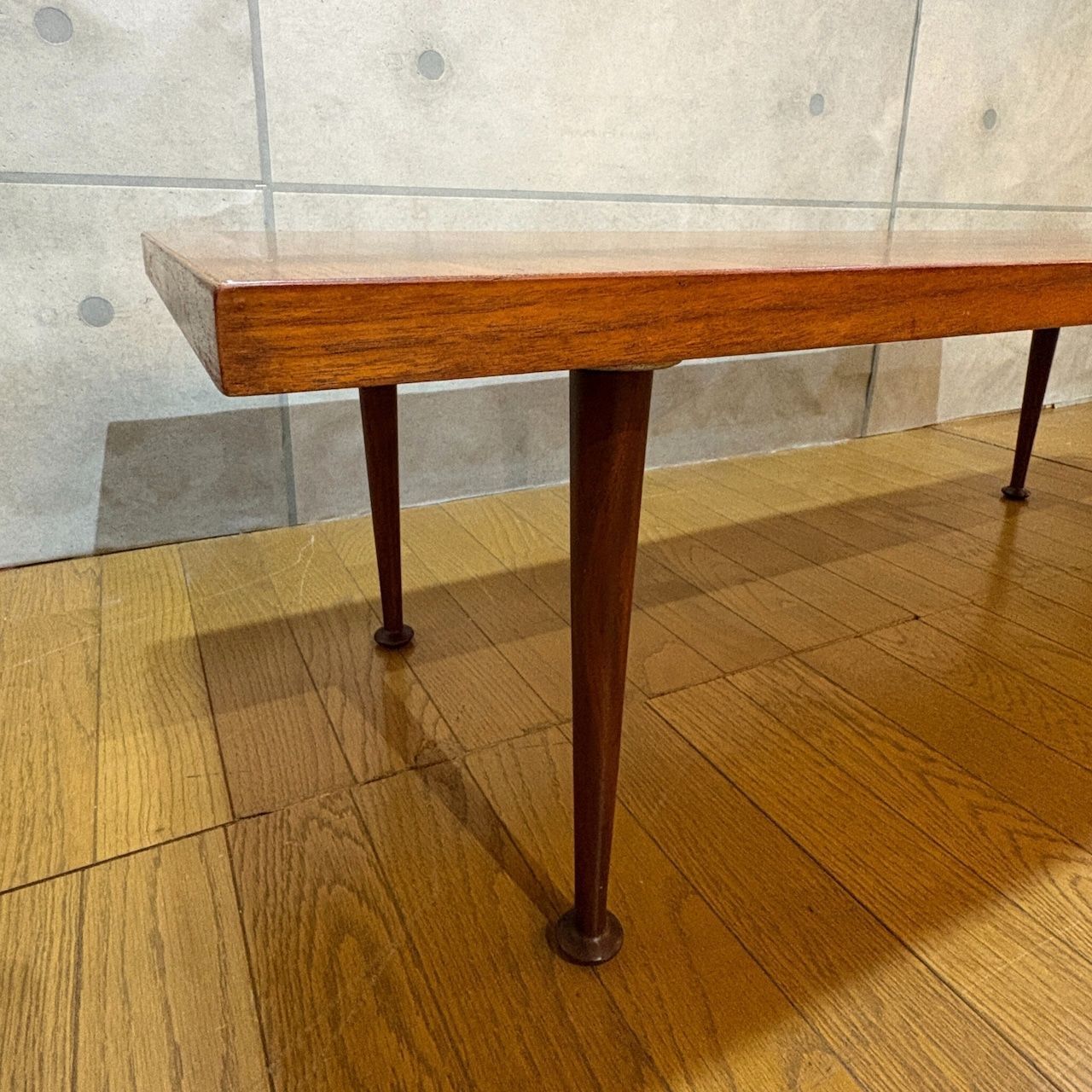 リビングテーブル