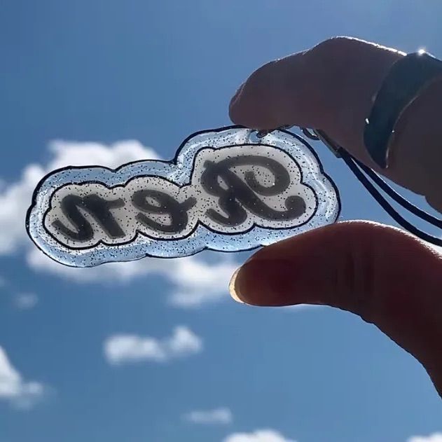 【としオーダーページ】ネームキーホルダー 名入れキーホルダー | オシピ