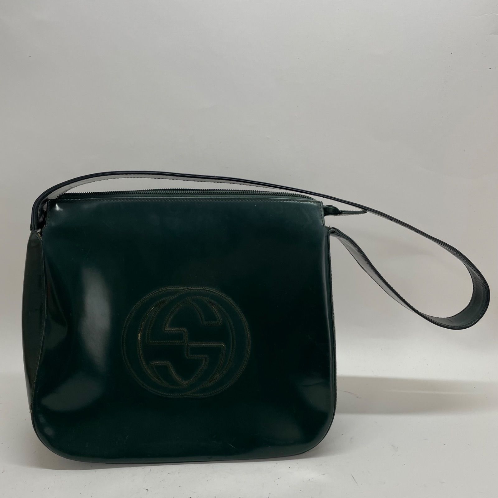GUCCI インターロッキング　ハンドバッグ　ショルダーバッグ　エナメル　ロゴ Gucci エナメルショルダーバッグ インターロッキング グリーン