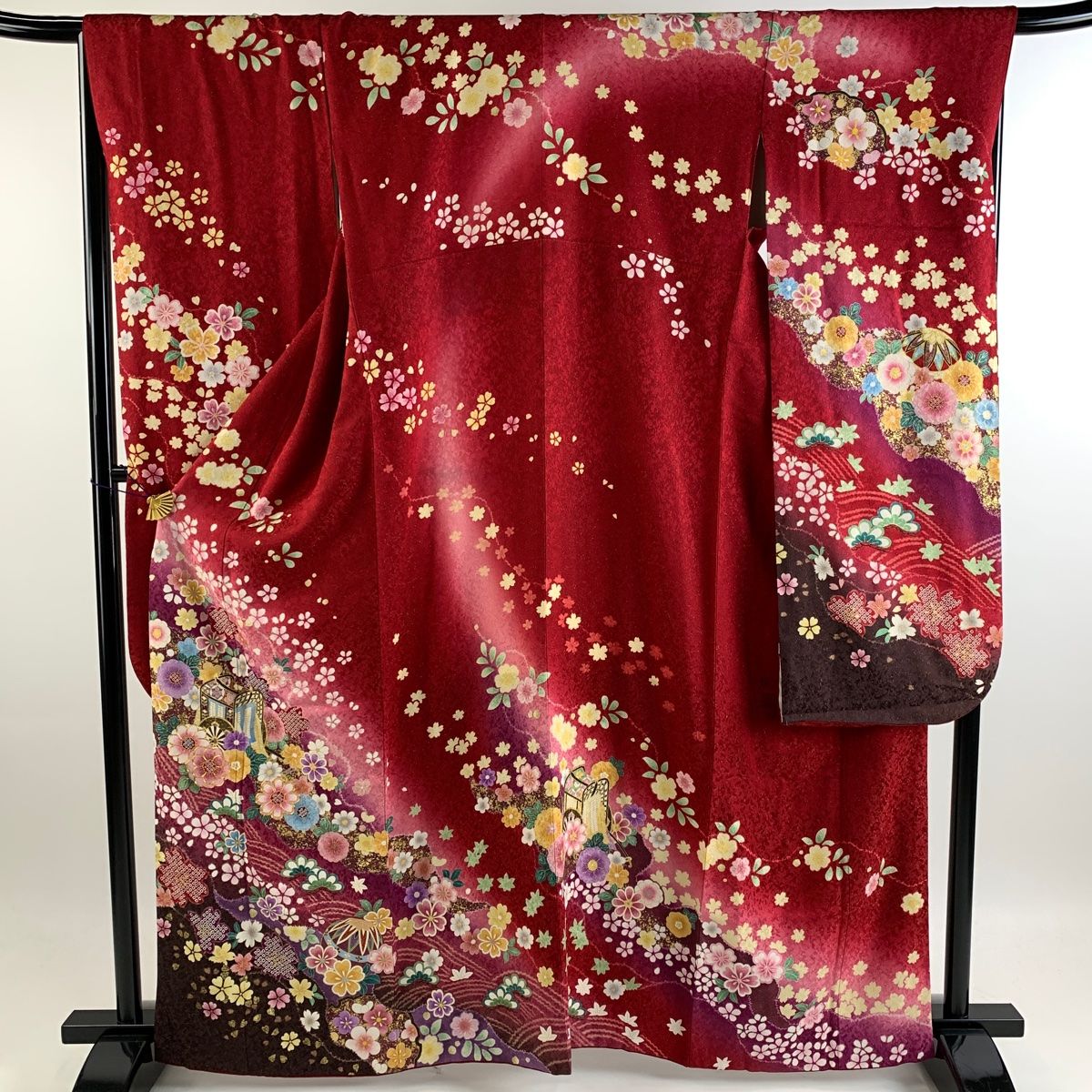 振袖 身丈164cm 裄丈67.5cm L 袷 御所車 手鞠 金通し 金彩 赤 正絹 名品 【中古】 - メルカリ