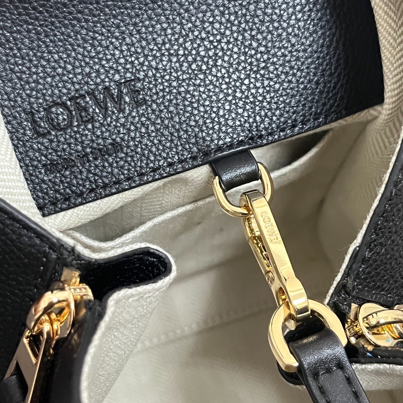 LOEWE ロエベ レザー ハンモック スモール ハンド ショルダーバッグ